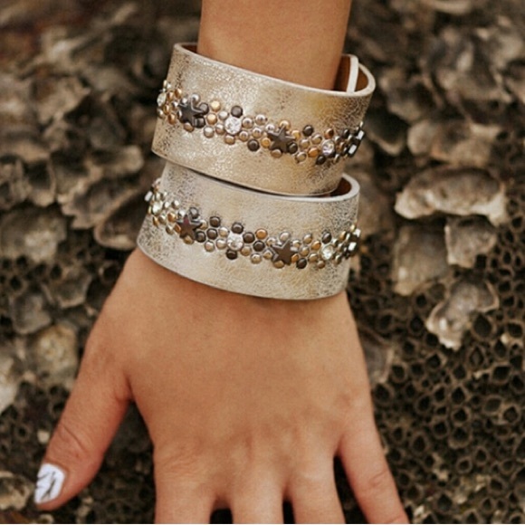 Artisan Moon Jewelry - Silver Leather Star Cuff